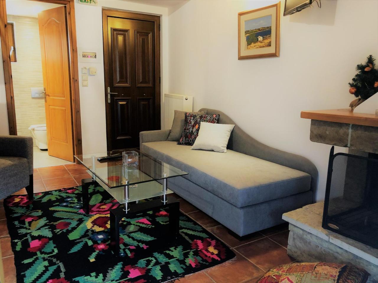 Guesthouse Mouses Kalavryta Esterno foto