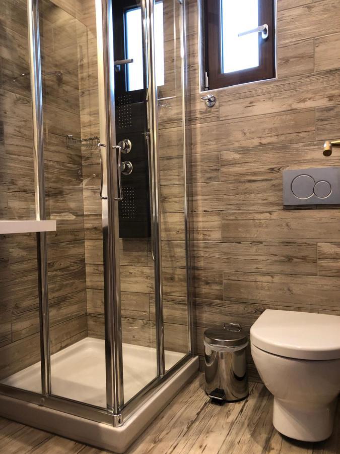 Guesthouse Mouses Kalavryta Esterno foto